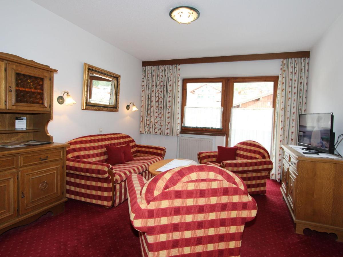 App- 102 By Interhome Apartment